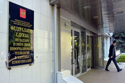 Роскомнадзор завел дело на Facebook и Twitter